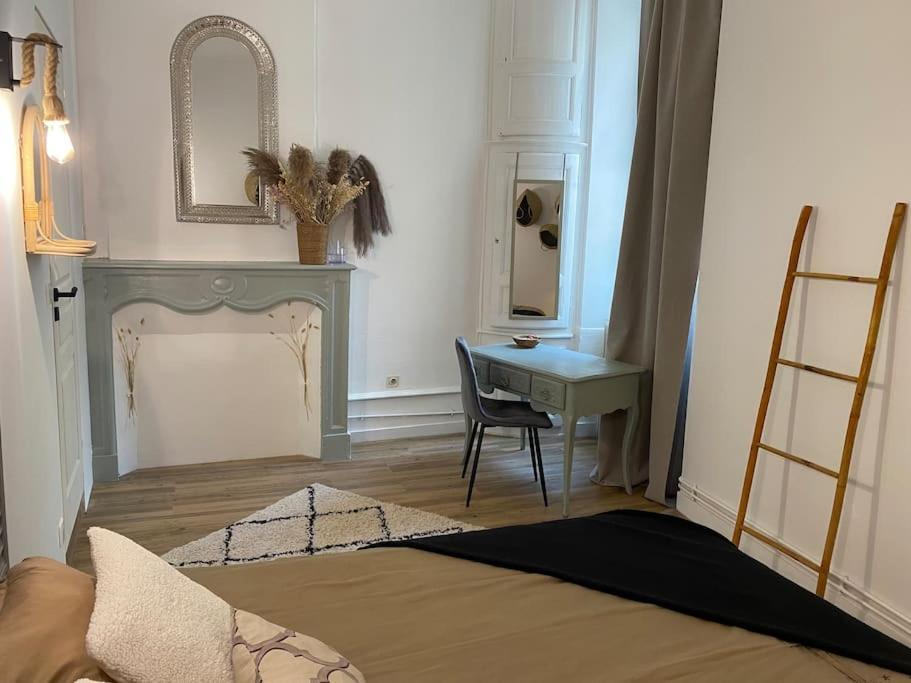 Superbe Duplex Vue Cathedrale Exceptionnelle Appartement Périgueux Buitenkant foto